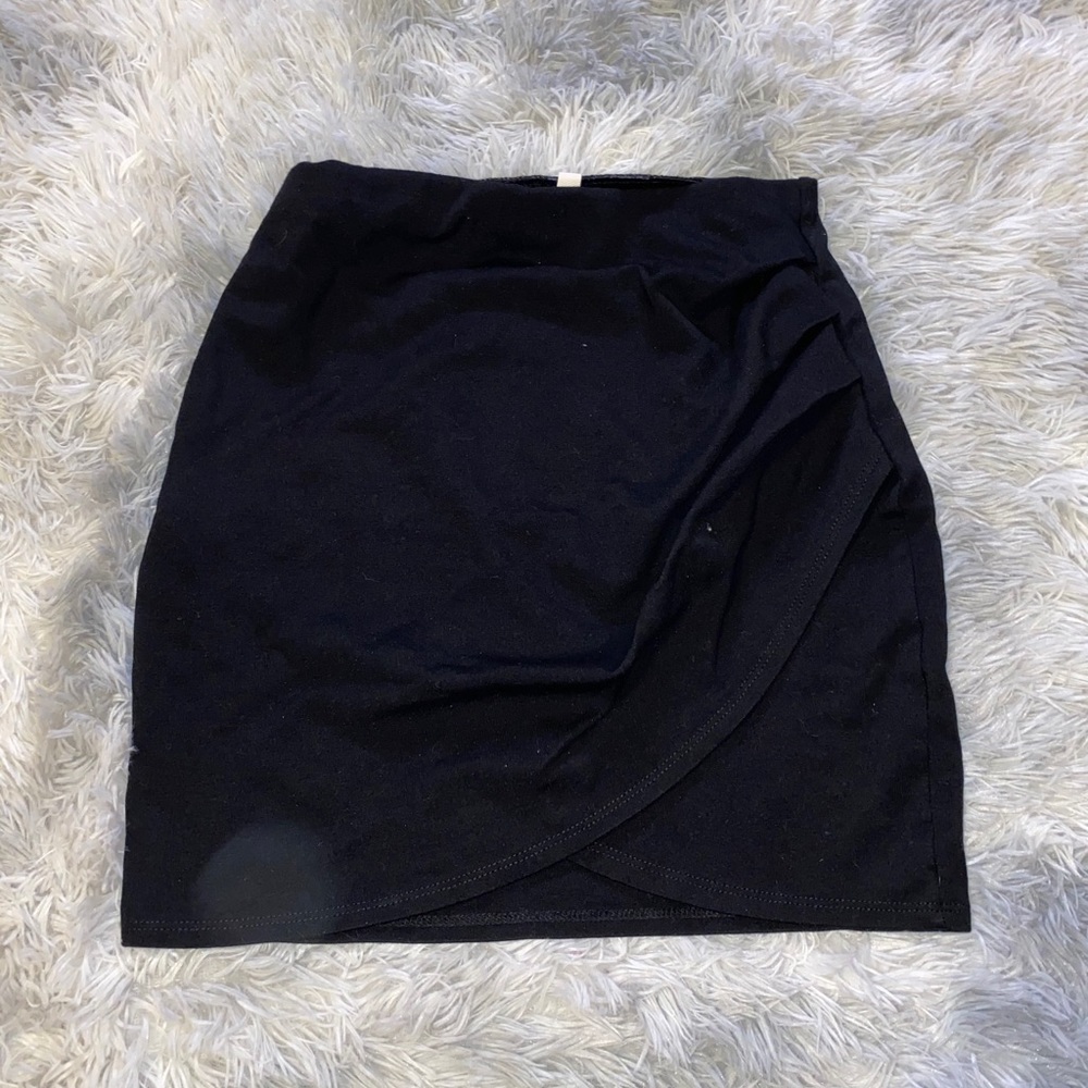 Black Pleated Mini Skirt